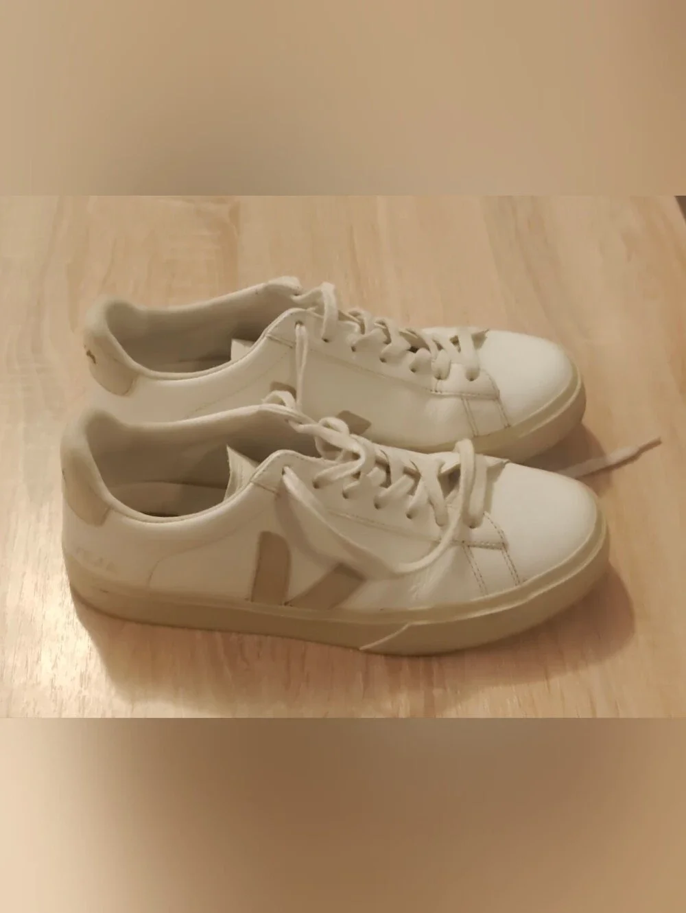 Veja Campo White Natural Grey Suede Sneakers Women’s US 9 Leather Casual